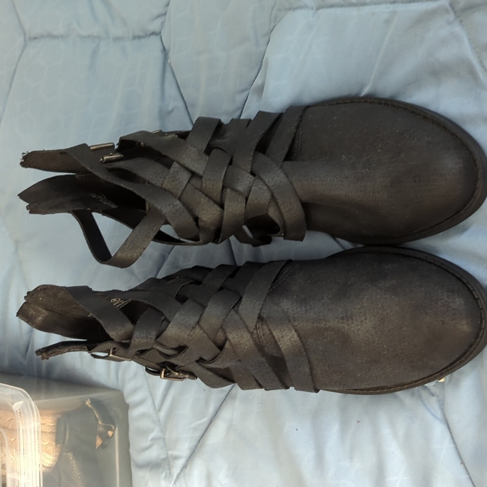 Black bootie wedges 9